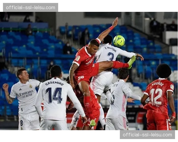 西甲裁判委员会宣布下赛季将试用新的手球判罚解释指南